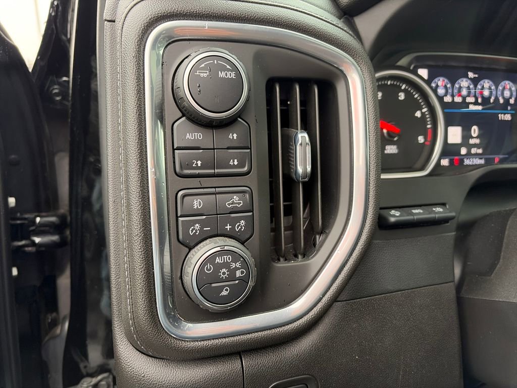 Used 2022 Chevrolet Silverado 3500 High Country w/ Z71 Off-Road Package AWD/4WD image 19