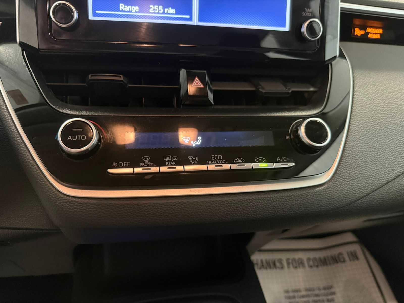 Certified 2020 Toyota Corolla LE FWD image 33