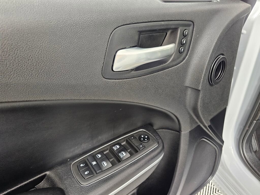Used 2021 Dodge Charger SXT w/ Leather Interior Group image 19