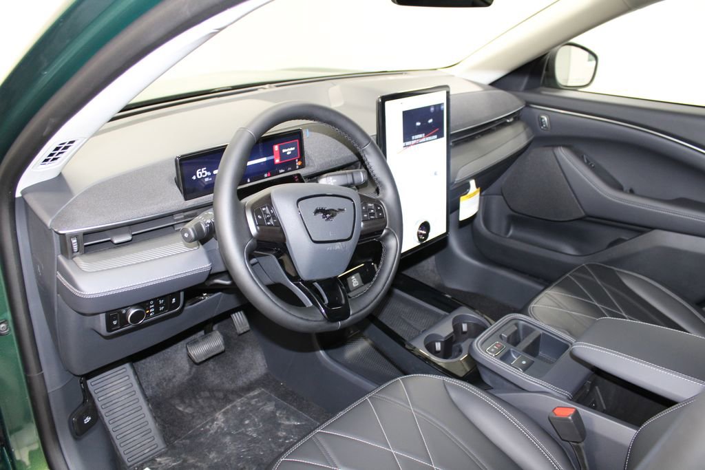 New 2025 Ford Mustang Mach-E Select image 22