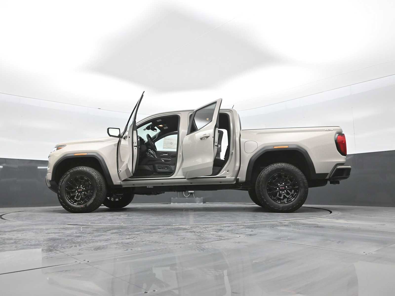 New 2026 GMC Canyon Elevation w/ Convenience Package image 34