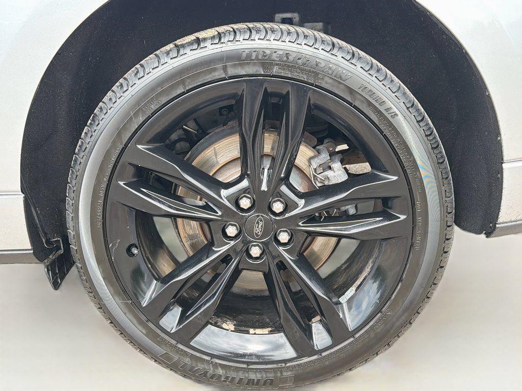 Used 2020 Ford Edge ST w/ Equipment Group 401A AWD/4WD image 35