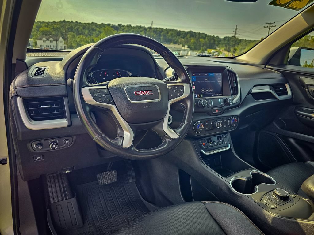 Used 2020 GMC Terrain SLT w/ Preferred Package AWD/4WD image 14