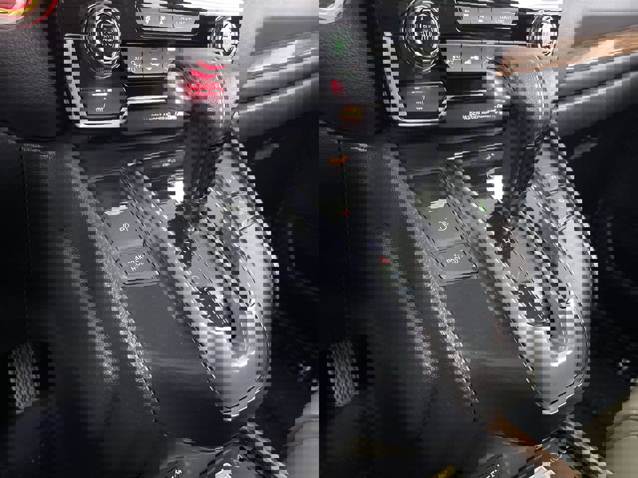 Used 2021 Honda CR-V Touring image 18