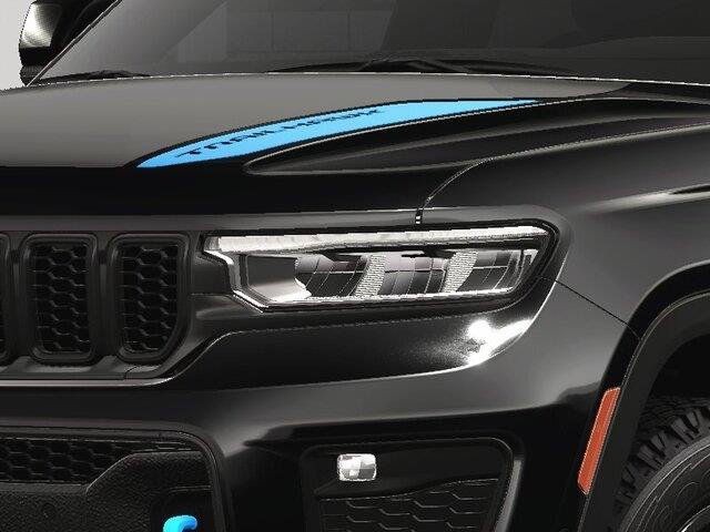 New 2024 Jeep Grand Cherokee Trailhawk w/ Advanced Protech Group II AWD/4WD image 16