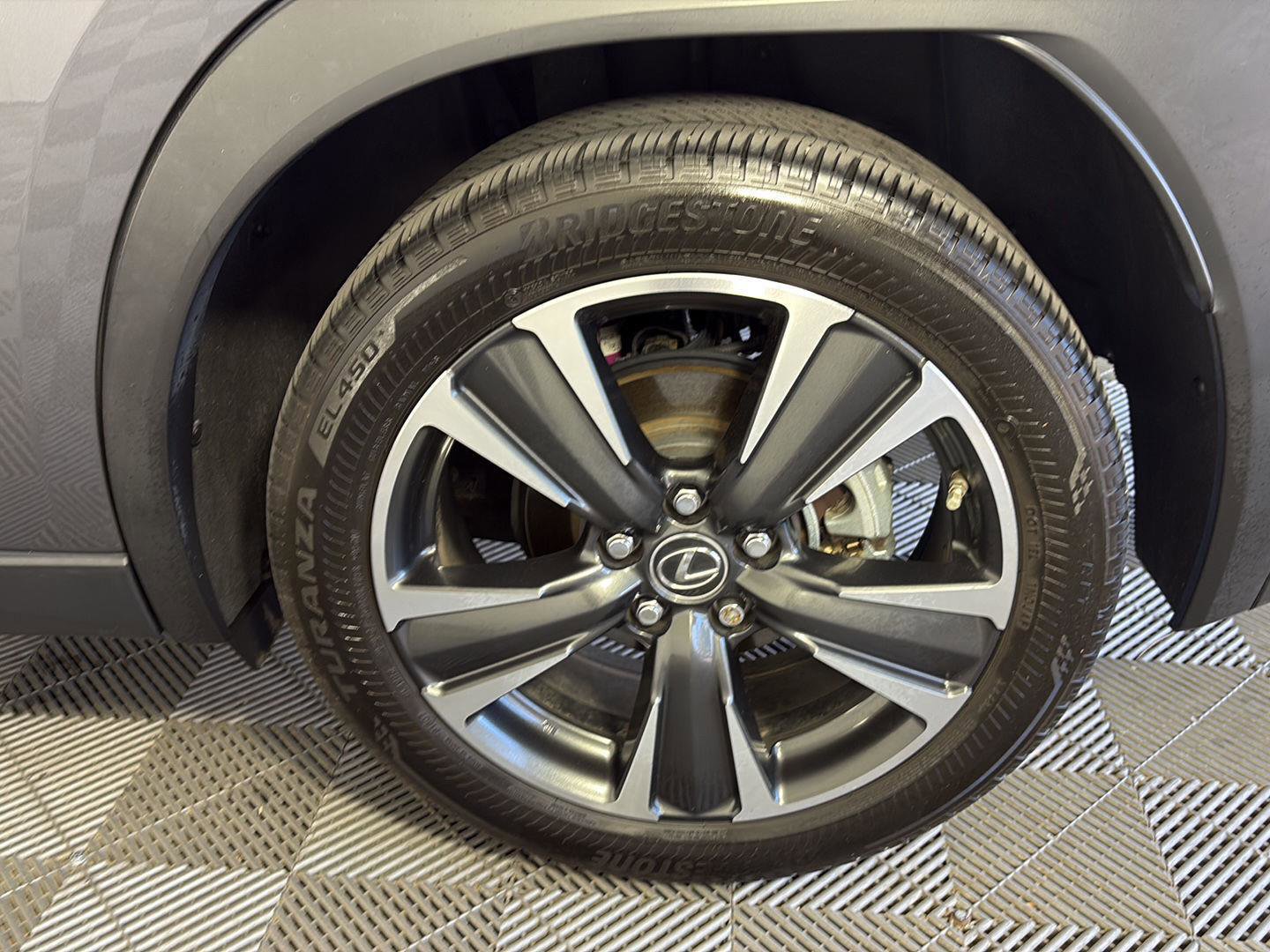 Used 2020 Lexus UX 250h w/ Premium Package AWD/4WD image 15