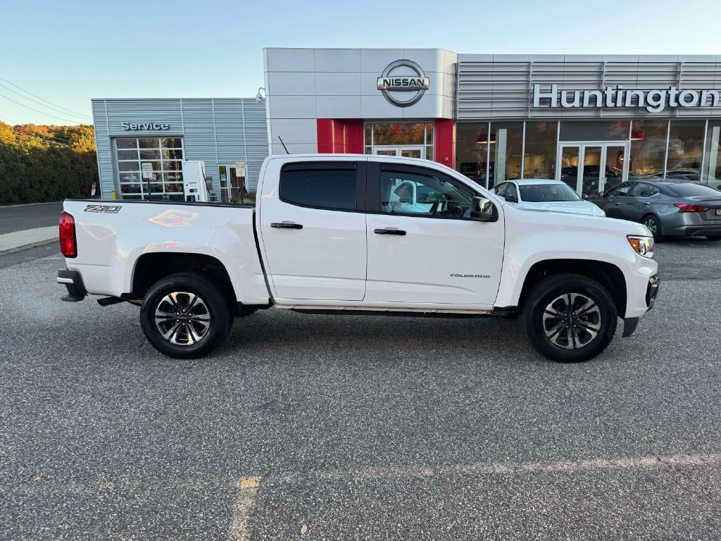 Used 2022 Chevrolet Colorado Z71 AWD/4WD image 11