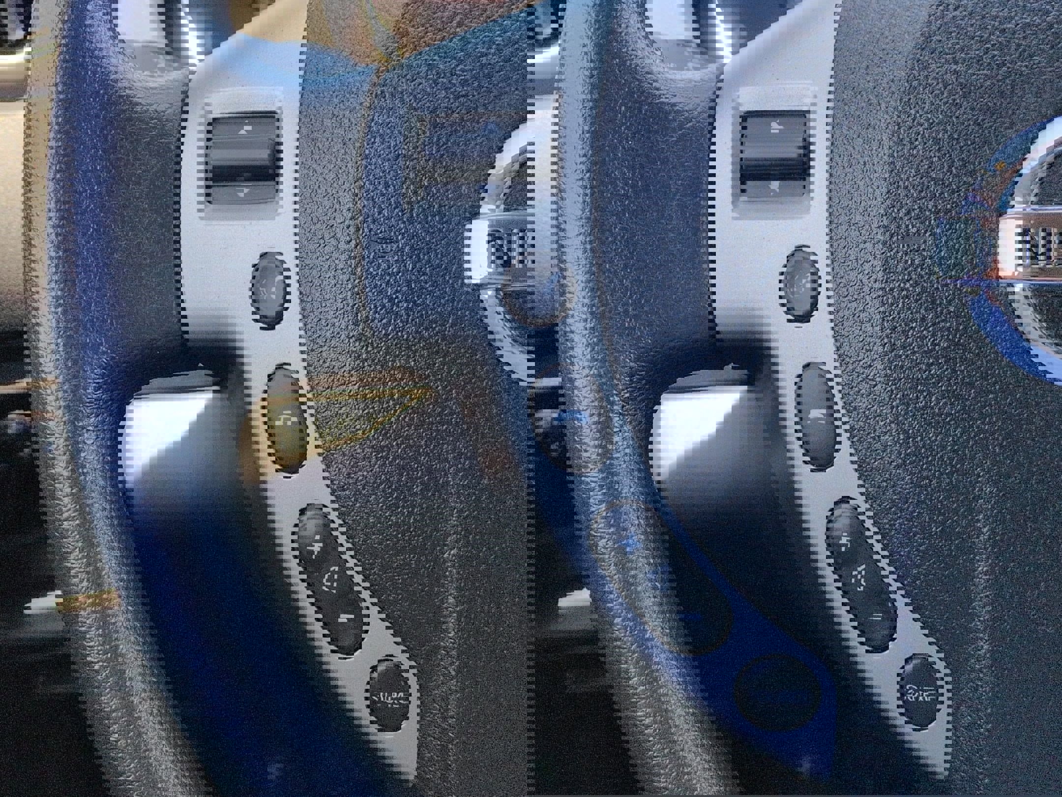 Used 2015 Nissan Rogue S w/ Convenience Package image 18