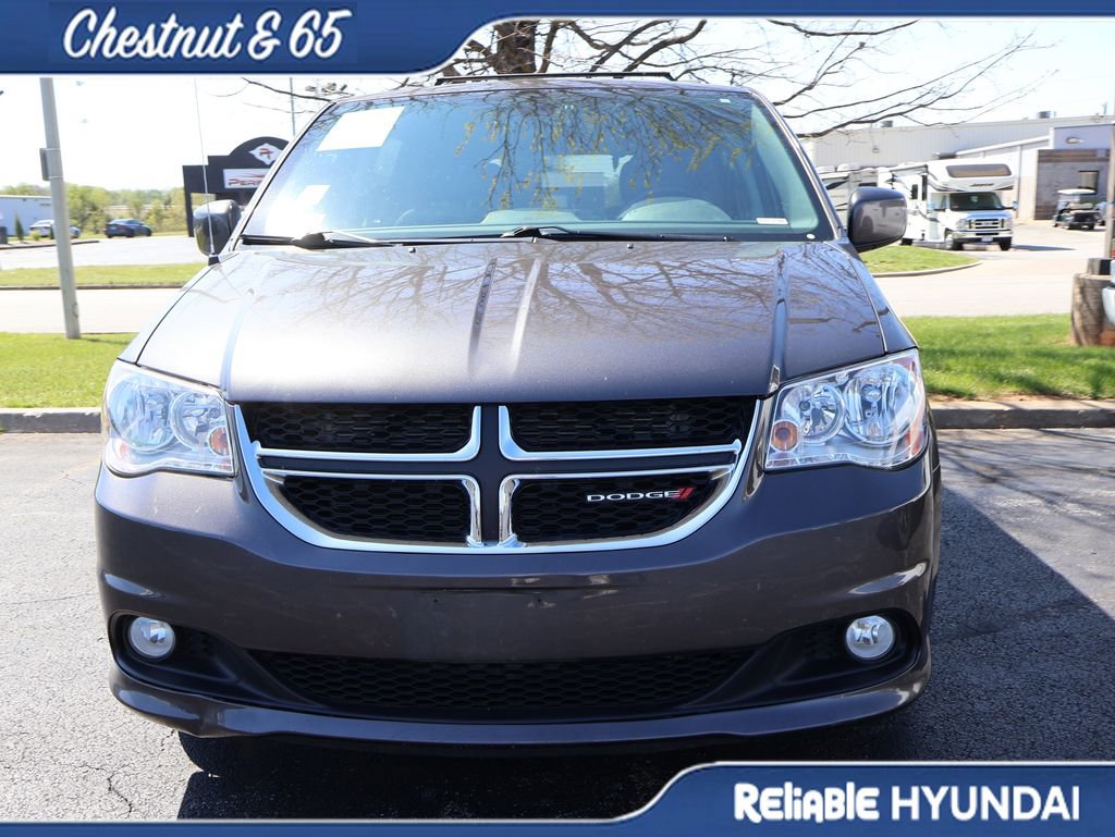 Used 2019 Dodge Grand Caravan SXT image 9