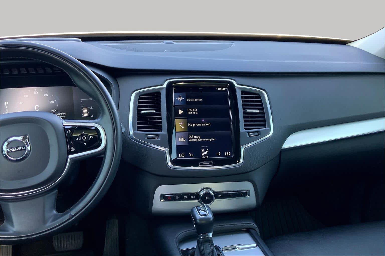 Used 2018 Volvo XC90 T5 Momentum w/ Convenience Package AWD/4WD image 7