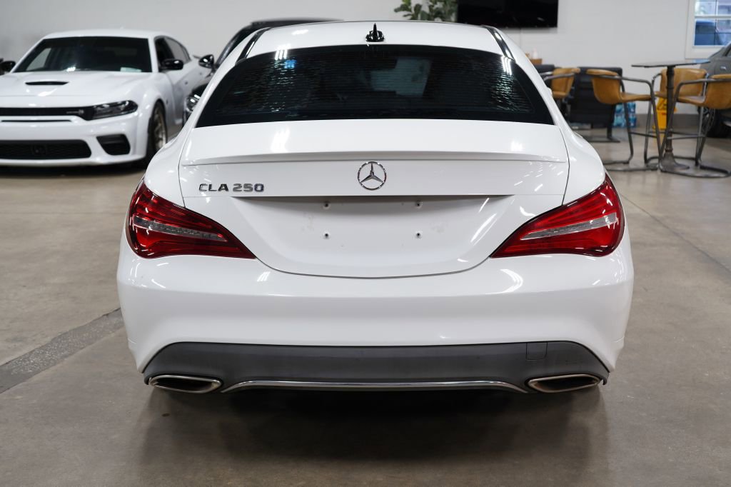 Used 2019 Mercedes-Benz CLA 250 image 4