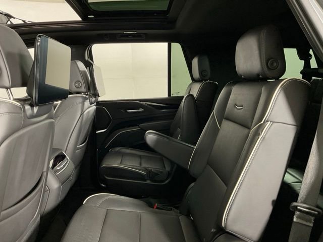 Used 2021 Cadillac Escalade Sport w/ LPO, ONYX Package image 33
