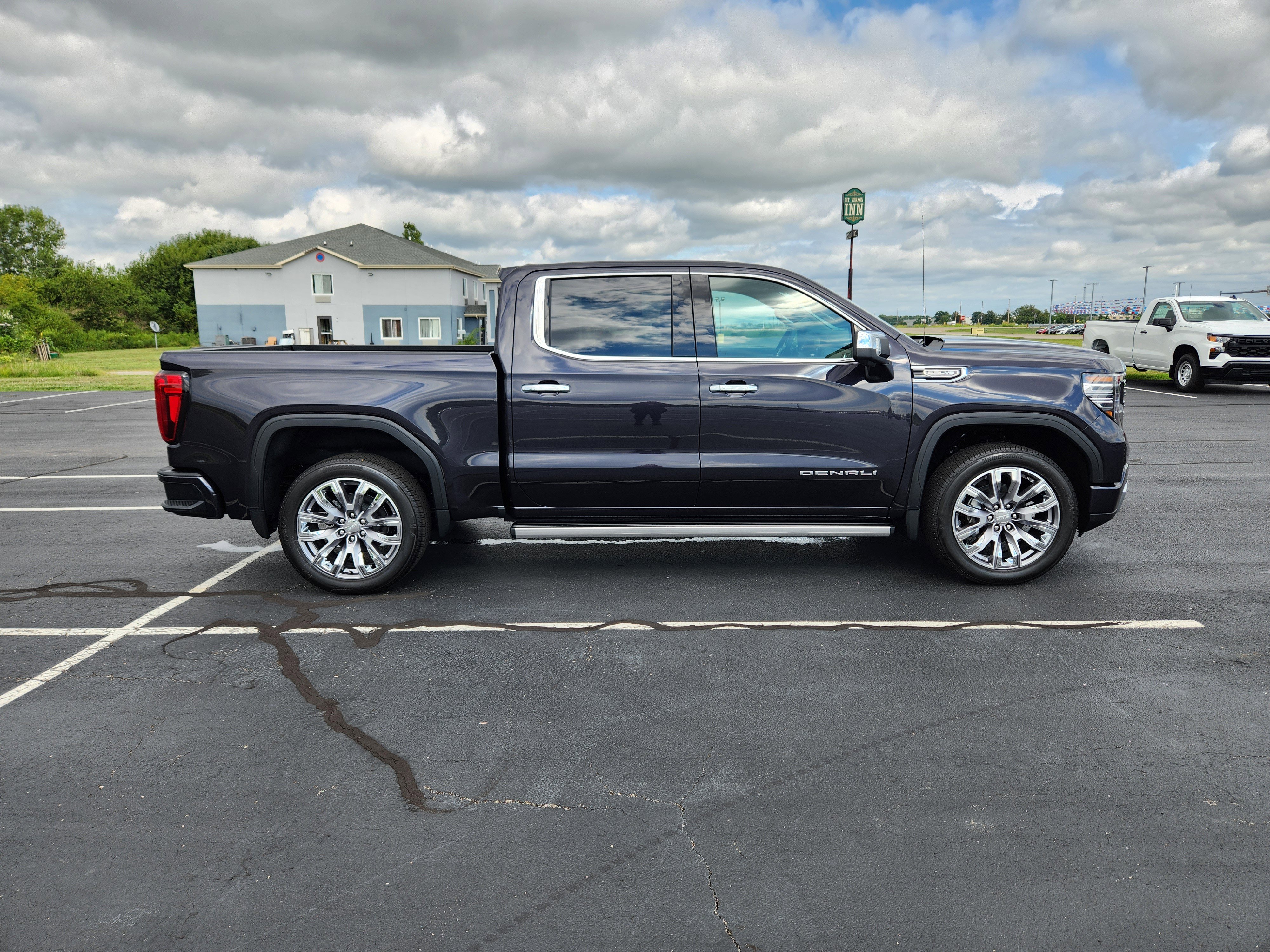 New 2026 GMC Sierra 1500 Denali w/ Denali Reserve Package image 5
