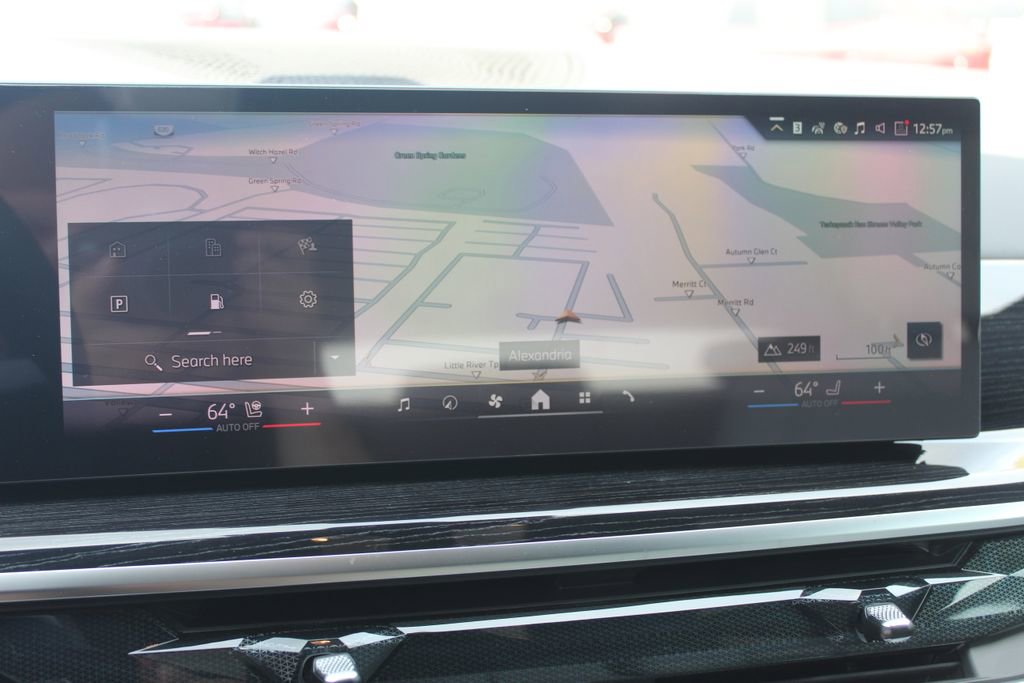 New 2026 BMW X5 xDrive50e w/ M Sport Package image 15