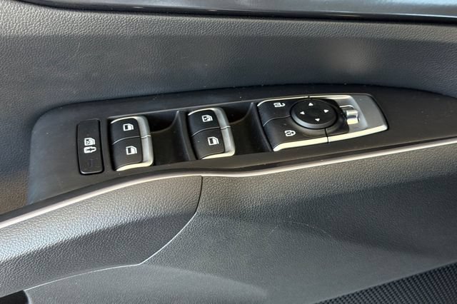 Used 2023 Kia Sorento S w/ Panoramic Sunroof Package FWD image 12