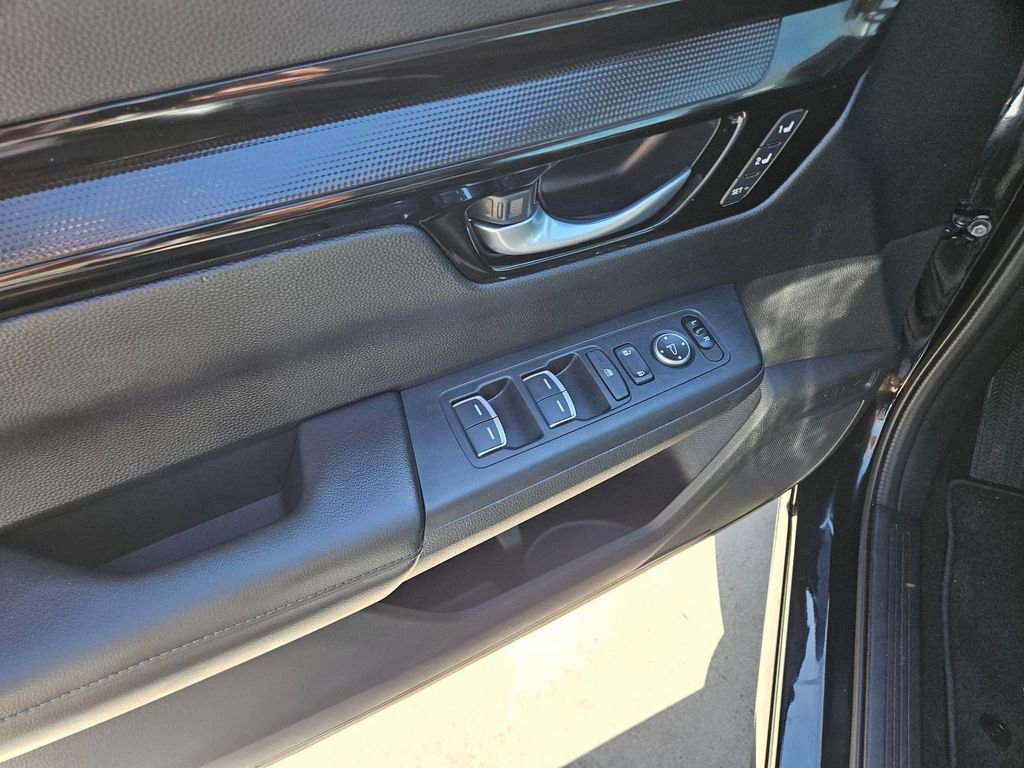 Used 2025 Honda CR-V EX-L image 15