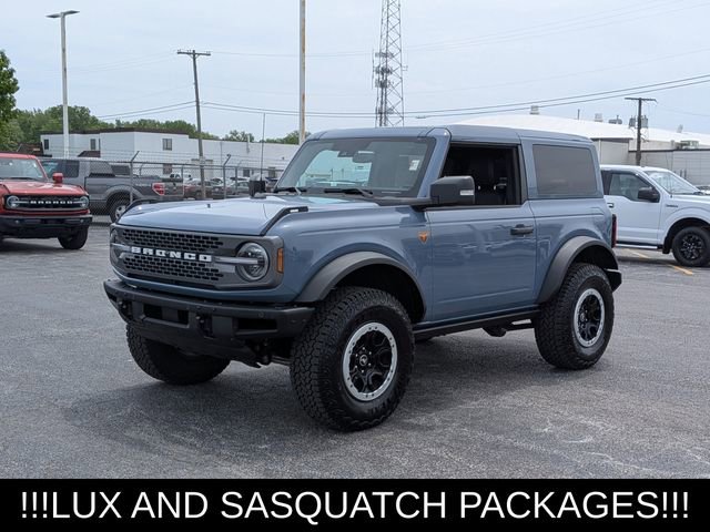 Used 2025 Ford Bronco Badlands AWD/4WD image 4