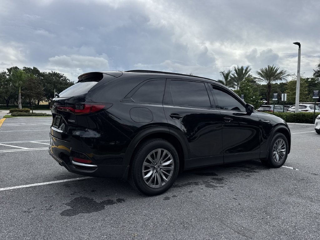 Certified 2025 MAZDA CX-70 Plug-In Hybrid w/ Premium Plus AWD/4WD image 24