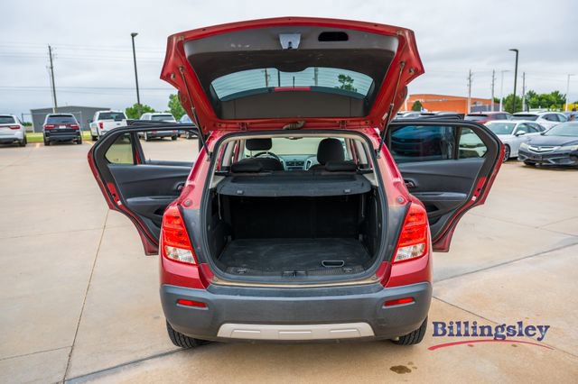 Used 2015 Chevrolet Trax LT w/ LPO, Cargo Package AWD/4WD image 17