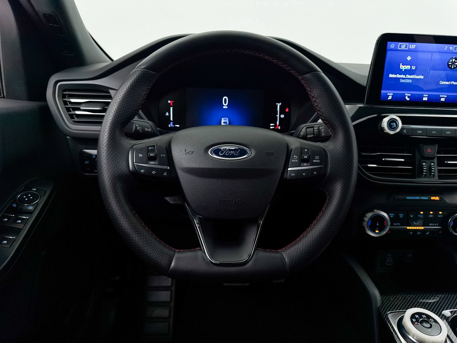 Used 2024 Ford Escape ST-Line AWD/4WD image 3