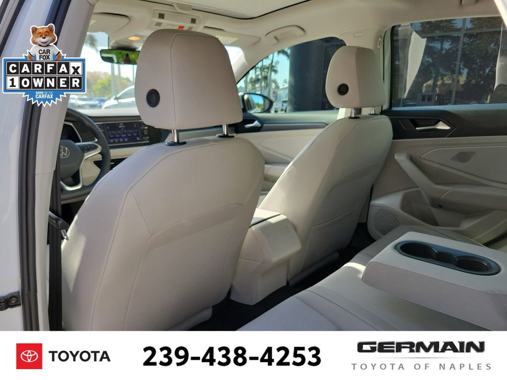 Used 2024 Volkswagen Jetta SE FWD image 21
