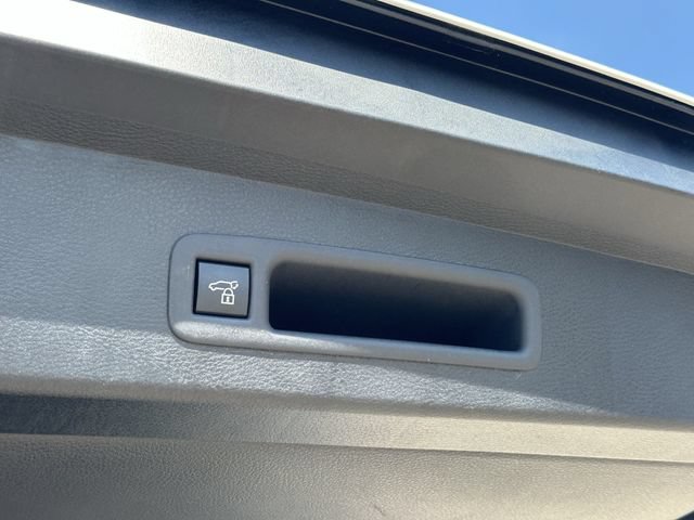 Used 2026 Toyota Sienna XLE FWD image 33