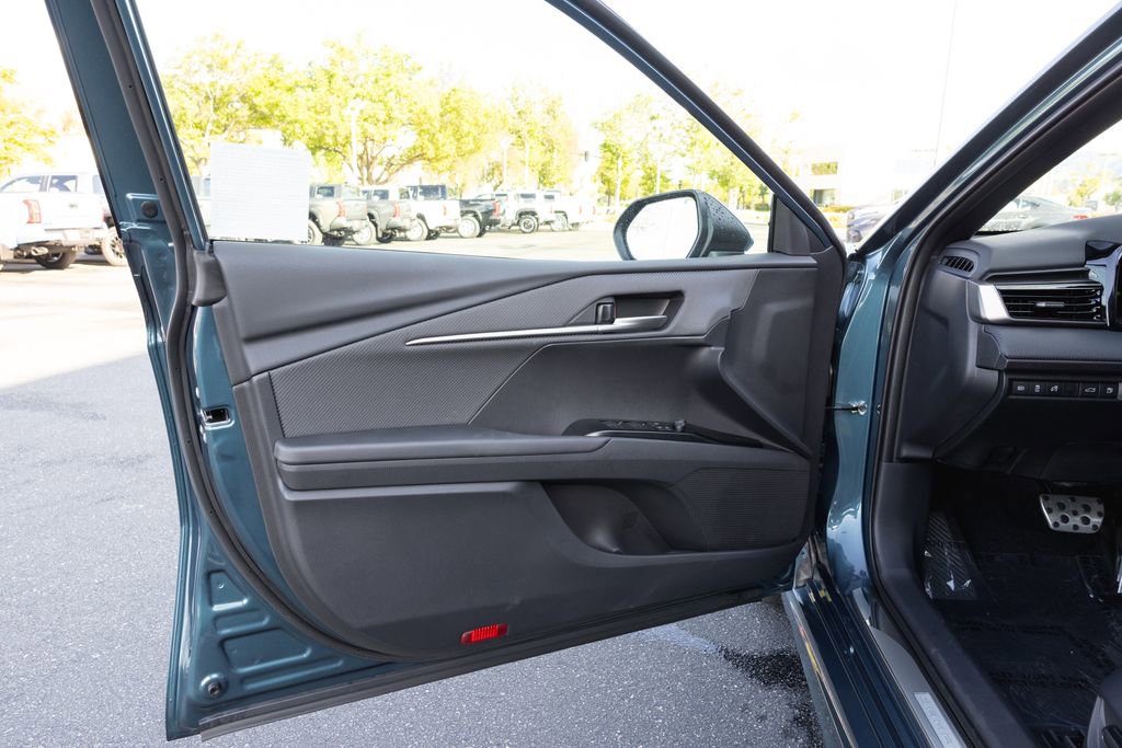 Used 2026 Toyota Camry SE w/ Convenience Package FWD image 23