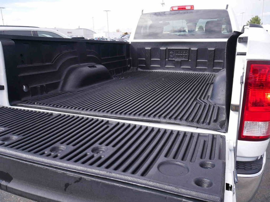 Certified 2021 RAM 1500 Classic SLT image 17