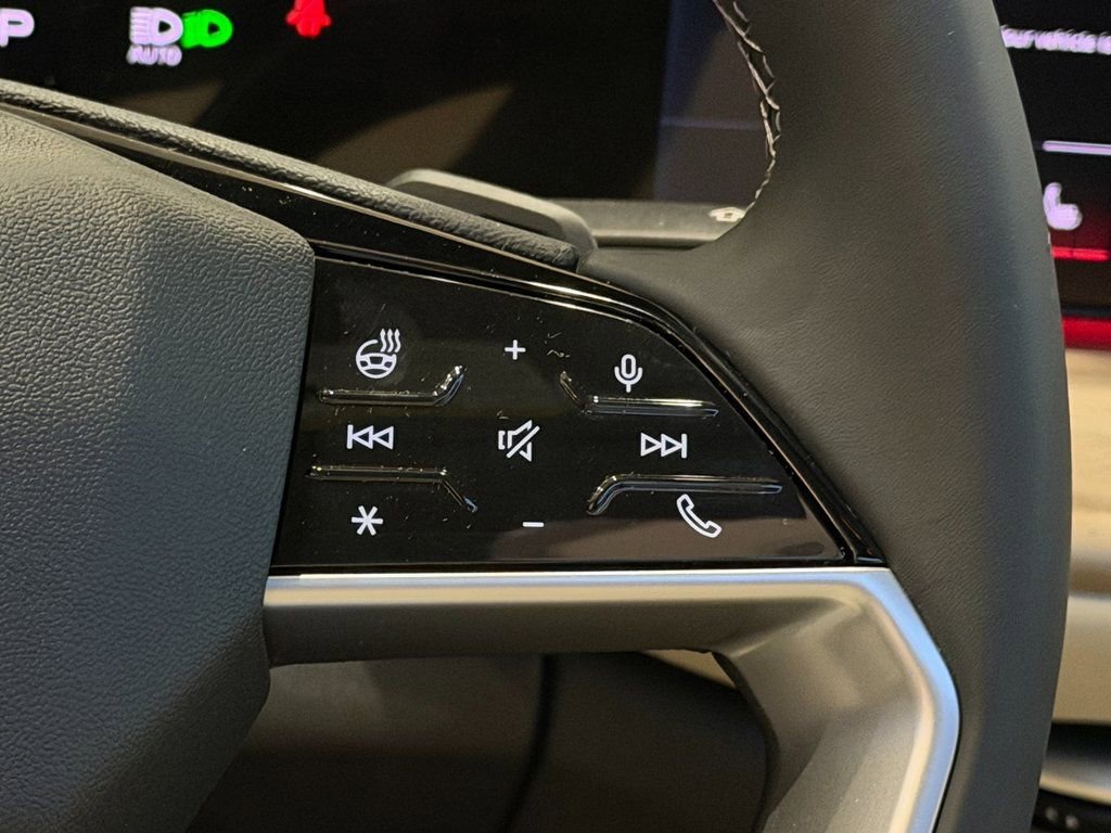 New 2025 Audi Q5 Prestige AWD/4WD image 21