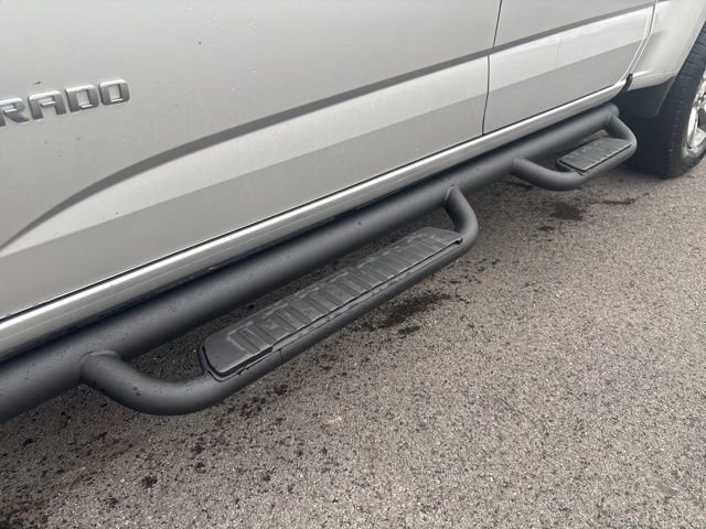 Used 2015 Chevrolet Colorado Z71 image 3