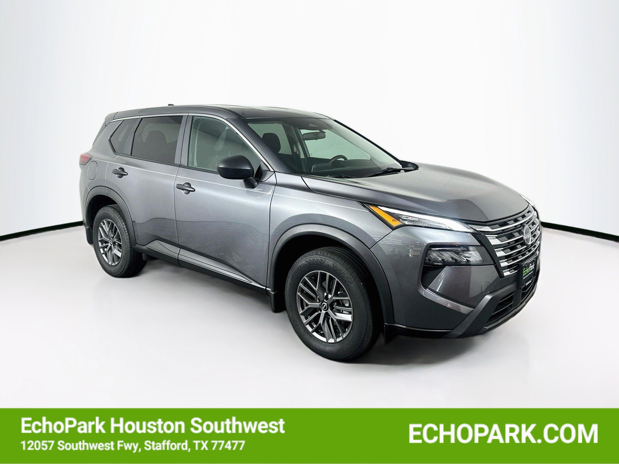Used 2025 Nissan Rogue S FWD image 1