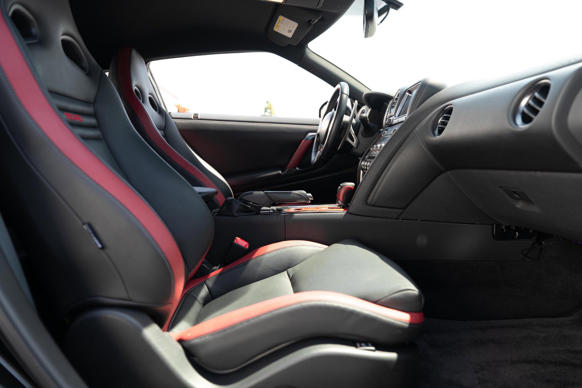 Used 2013 Nissan GT-R Black Edition AWD/4WD image 82