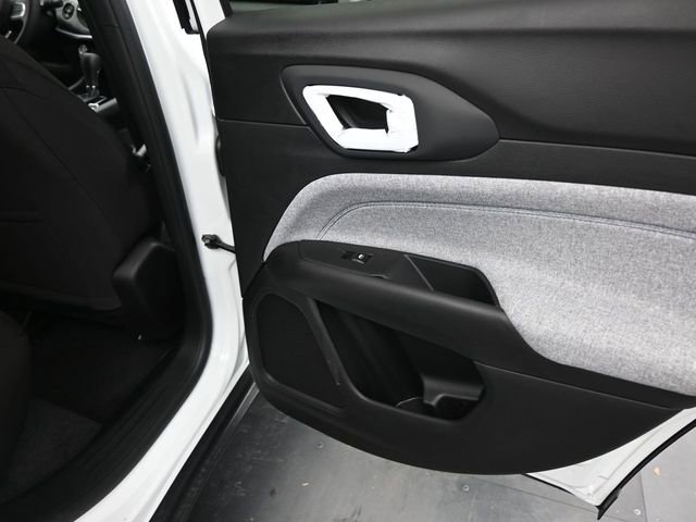 Used 2025 Jeep Compass Sport w/ Mopar Graphics Package AWD/4WD image 14