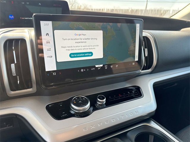 Certified 2025 Ford Expedition Active image 24