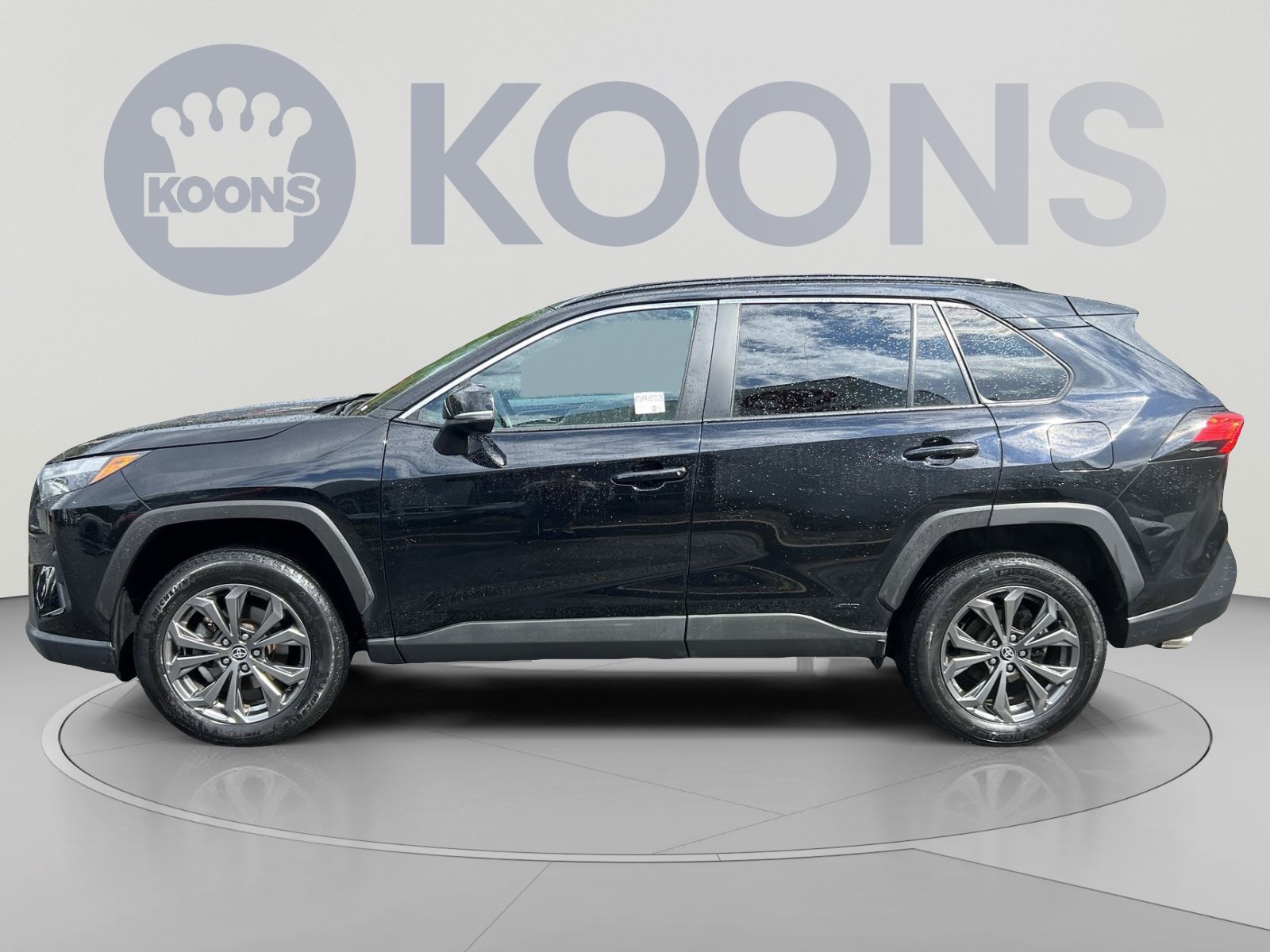 Used 2024 Toyota RAV4 XLE Premium w/ Weather Package AWD/4WD image 2