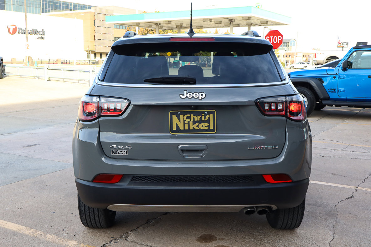 Used 2022 Jeep Compass Limited image 12