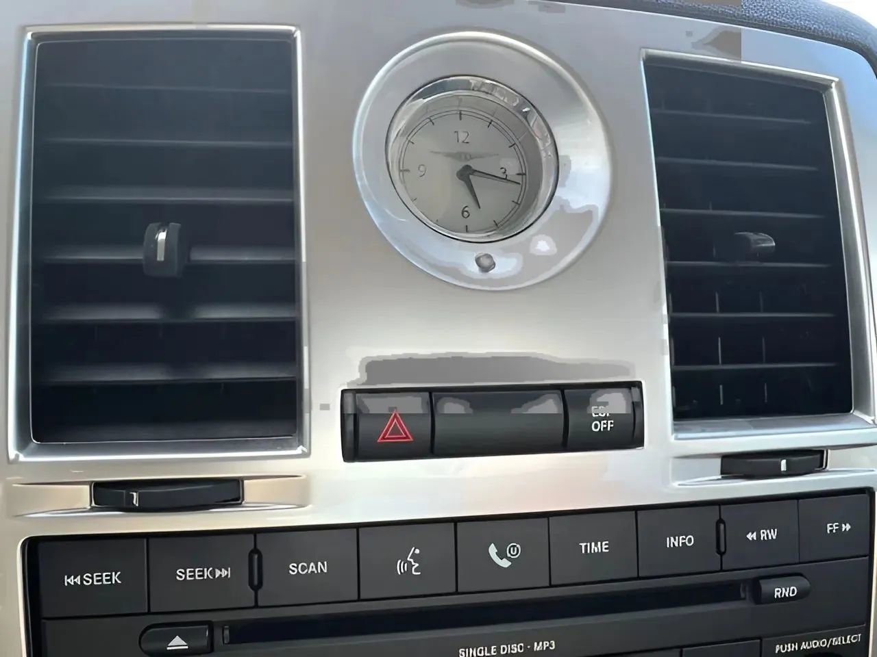 Used 2008 Chrysler 300 Touring w/ Comfort/Convenience Group image 17