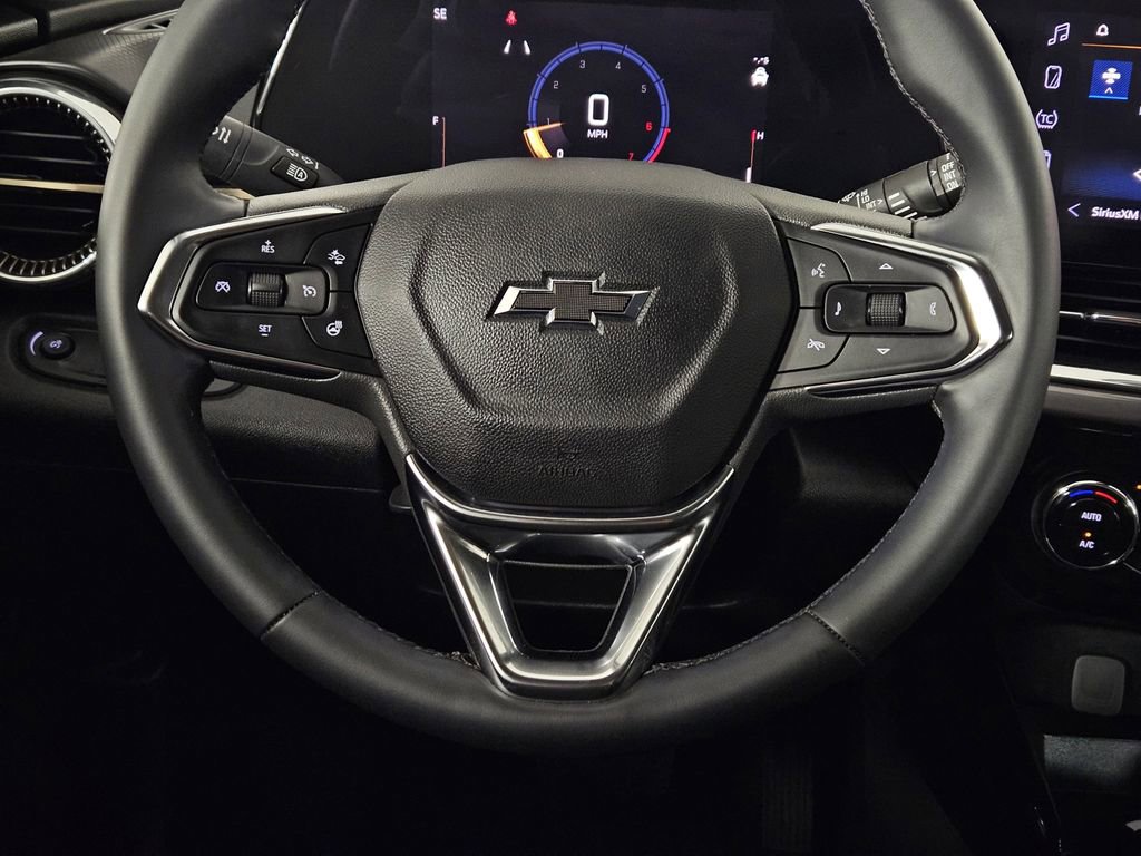 Used 2025 Chevrolet Trax ACTIV w/ Driver Confidence Package image 20