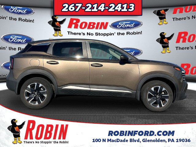 Used 2025 Nissan Kicks SV AWD/4WD image 8