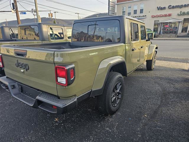 New 2026 Jeep Gladiator Sport image 4