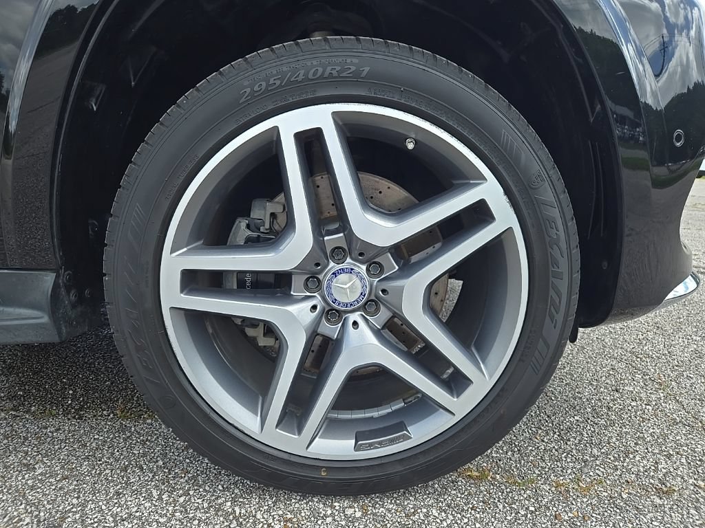 Used 2017 Mercedes-Benz GLS 550 4MATIC image 31