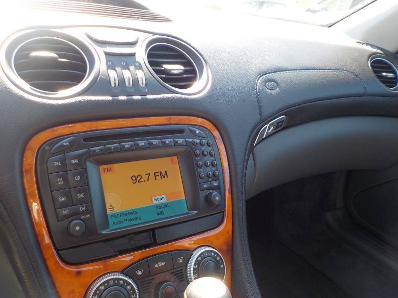 Used 2004 Mercedes-Benz SL 500 w/ AMG Sport Pkg image 13