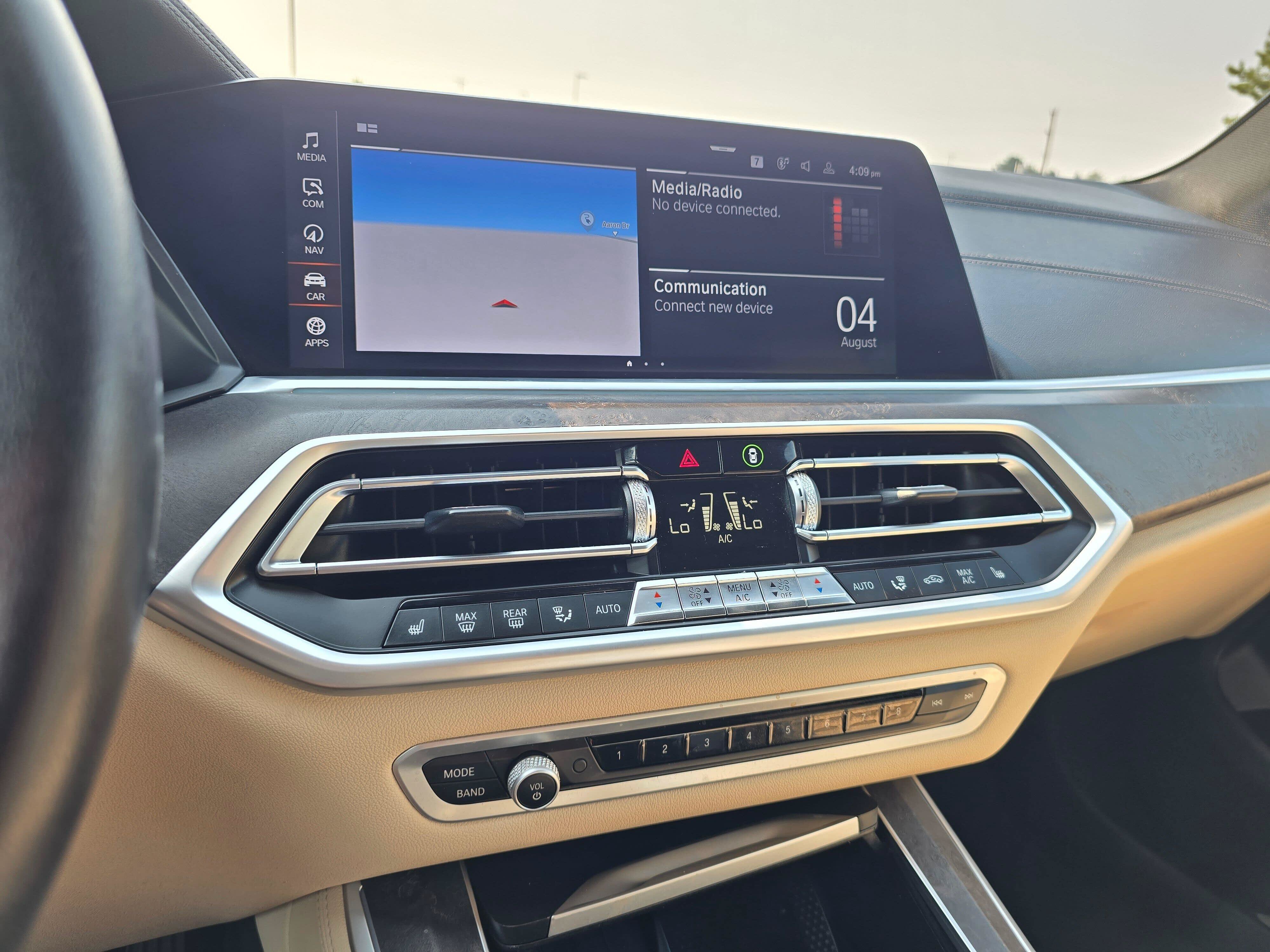 Used 2022 BMW X5 xDrive45e AWD/4WD image 18