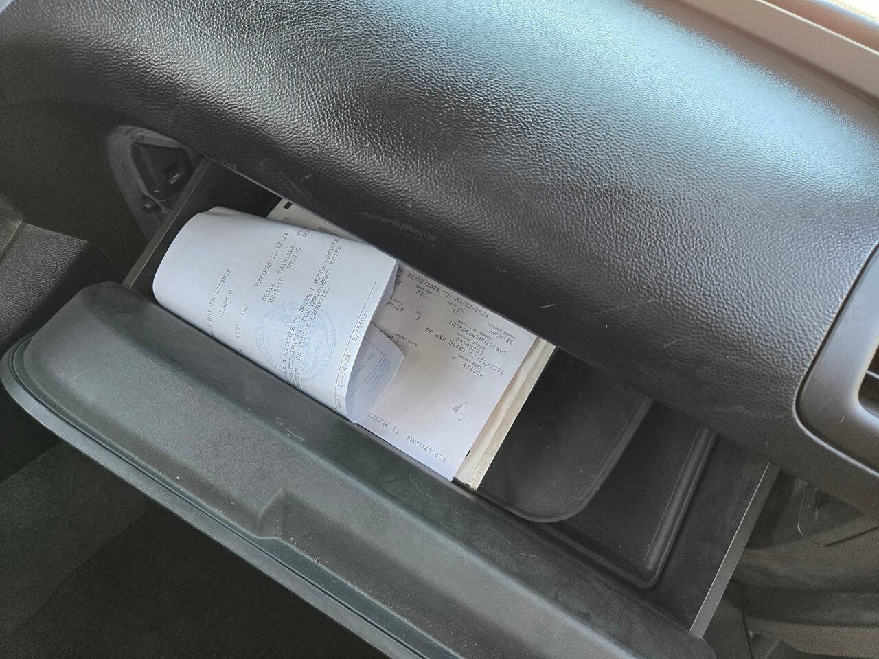 Used 2011 Chevrolet Volt Premium w/ Premium Trim Package image 39