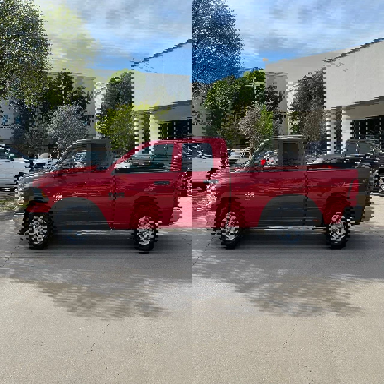 Used 2024 RAM 1500 Classic SLT image 3