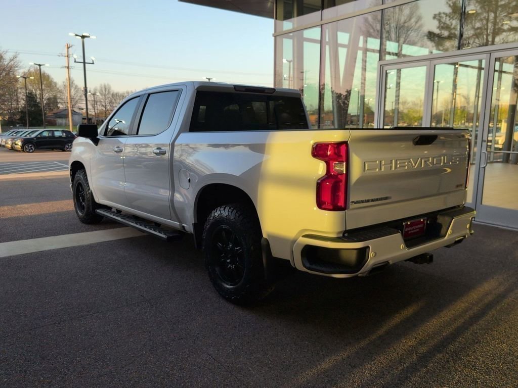 Used 2019 Chevrolet Silverado 1500 RST image 3
