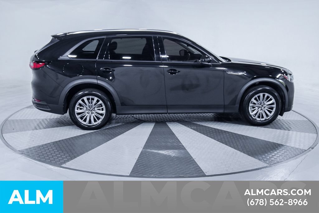 Used 2024 MAZDA CX-90 Plug-In Hybrid w/ Preferred AWD/4WD image 11