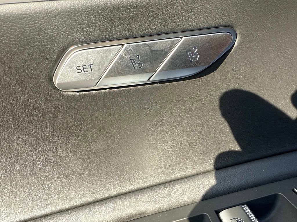 Used 2025 Genesis GV80 3.5T Prestige image 19