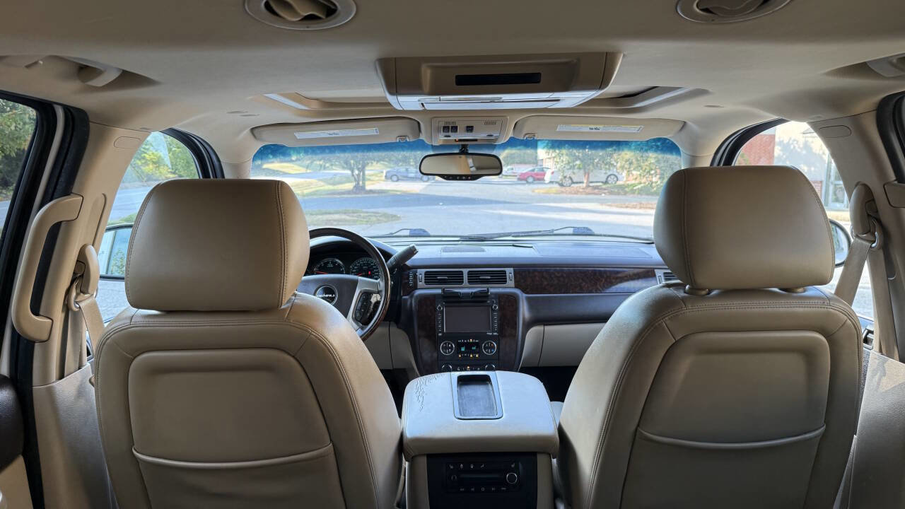 Used 2012 GMC Yukon XL Denali image 22