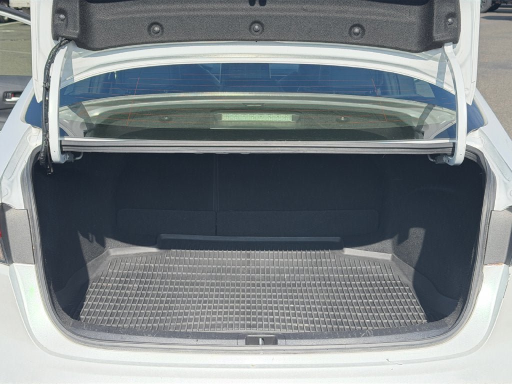 Used 2022 Toyota Corolla XSE FWD image 22